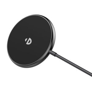 Choetech T697-F 3-in-1 magnetic charger (black)